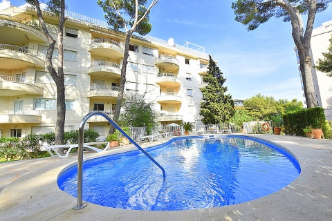 Illetas. Bright 1 Bedroom Apartment With Amazing Sea And Mountain Views