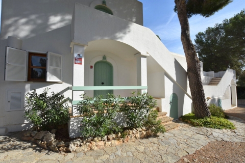 Sol de Mallorca. 4 Bedroom Ibizan Style Villa In Tranquil Location With Guest Apartment