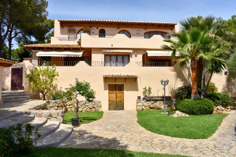 Costa den Blanes.Wonderful 5 Bedroom Mediterranean Villa With Pool