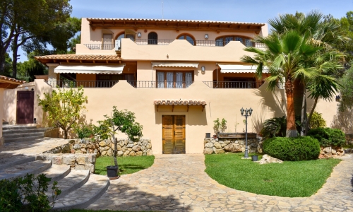 Costa den Blanes.Wonderful 5 Bedroom Mediterranean Villa With Pool