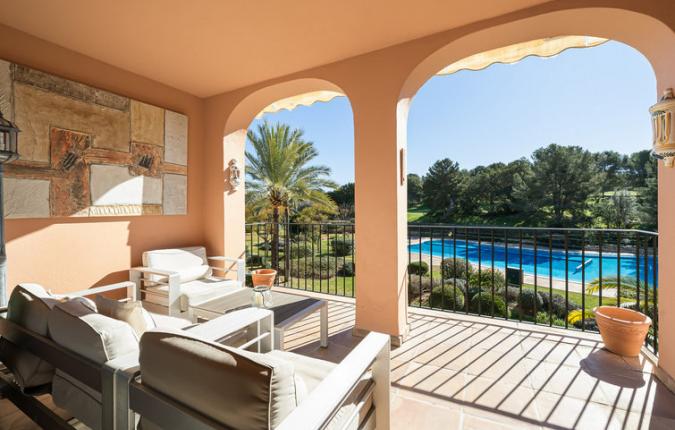 For Sale in Bendinat Ses Oliveres - Spacious 2 Bedroom Apartment