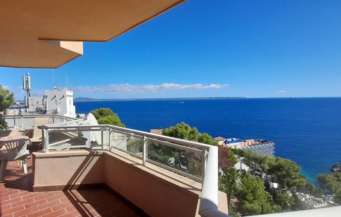 Illetes. OPPORTUNITY - Spacious 3 Bedroom Apartment With Spectacular Sea Views