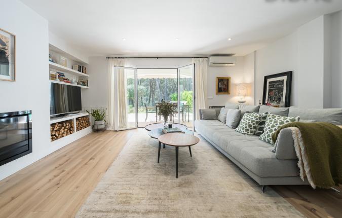 For Sale in Cas Catala: 3 Bedroom Duplex Garden Apartment