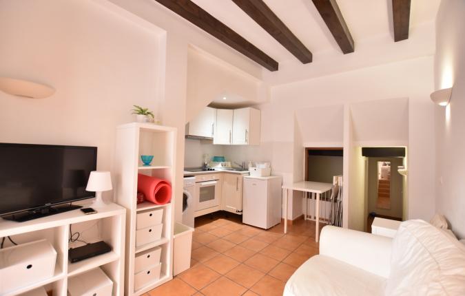 SANTA CATALINA - Renovated, 2 Bedroom Apartment For Sale in Santa Catalina, Palma de Mallorca