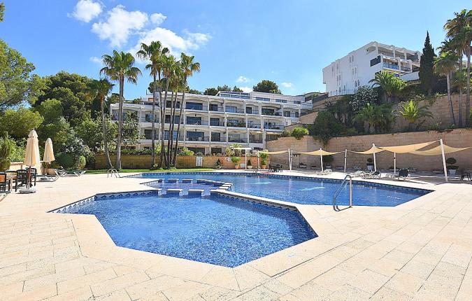 Puerto Portals.Silverpoint - Modern 3 Bedroom Sea View Apartment With Fabulous Outside Terrace