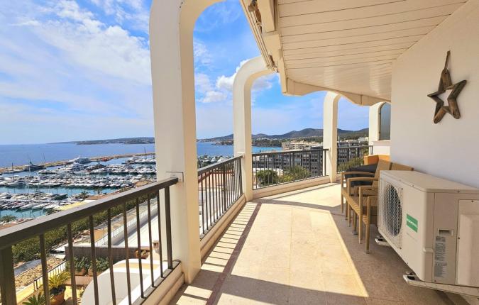 Puerto Portals  - Silverpoint. 2 Bedroom Apartment With Spectacular Sea Views