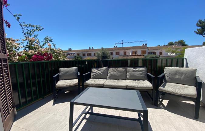 Portals Nous - 3 Bedroom Reformed Townhouse Close To The Village