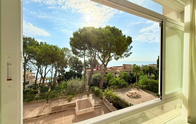 For Sale in Illetes - Front Line 1 Bedroom Apartment With Sea Views