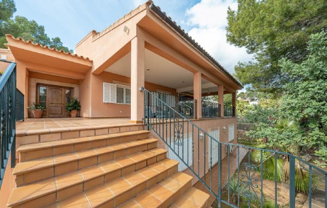 Portals Nous.Wonderful 5 Bedroom Detached Villa Close To The Village
