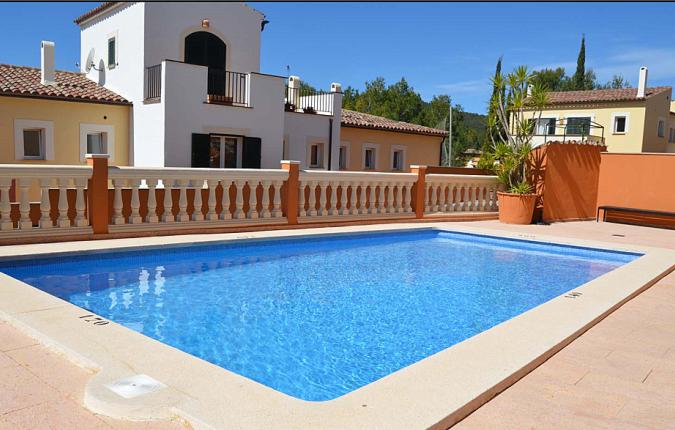 Camp de Mar. Fabulous 3 Bedroom Townhouse Frontline to Golf Course