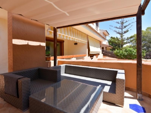 Cas Catala. Fabulous 3 Bedroom Reformed Townhouse With Communal Pool