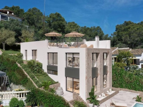 OPPORTUNITY For Sale in Costa den Blanes Large Villa to Reform